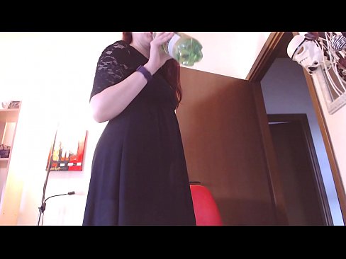 ❤️ ¡Una esclava sumisa a la que le encantan las bragas sucias y exuberantes se ve obligada a masturbarse después de ver este vídeo! ☑ Porno fb en es.porno-negrov.ru ❌️
