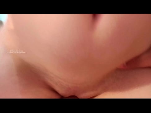 ❤️ Durmiendo en la habitación de mi hermana y así me desperté ☑ Porno fb en es.porno-negrov.ru ❌️